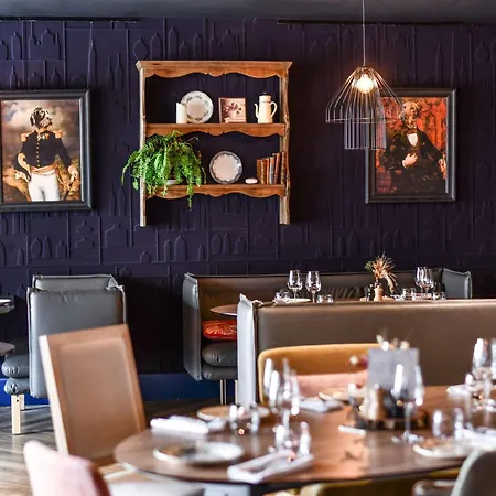 Отель Mercure Chateau De 4*