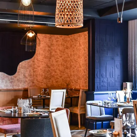 Отель Mercure Chateau De 4*