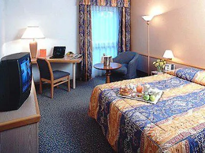 Mercure Chateau De 호텔