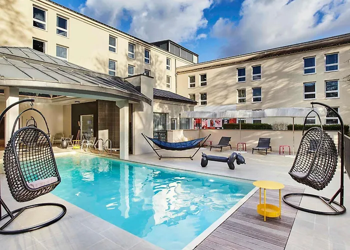 Hotel Mercure Chateau De